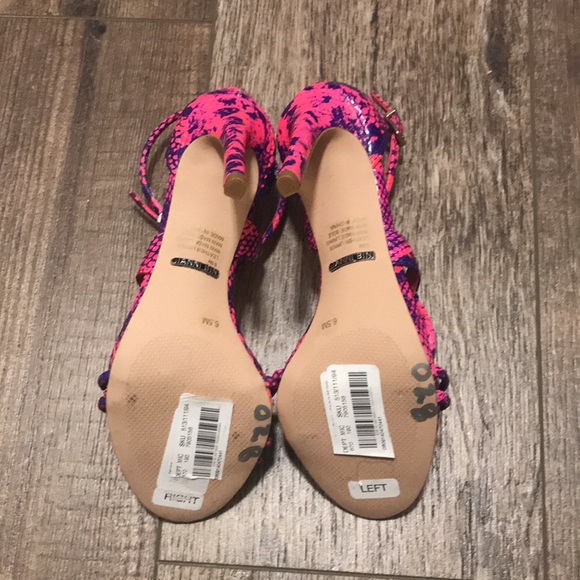 GIANNI BINI NWT PINK BLUE SNAKE SANDAL HEELS - Picture 7 of 7